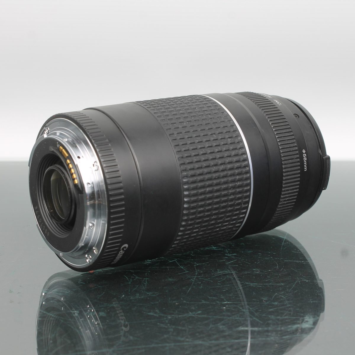Canon Zoom Lens EF 75-300mm 1:4-5.6 III