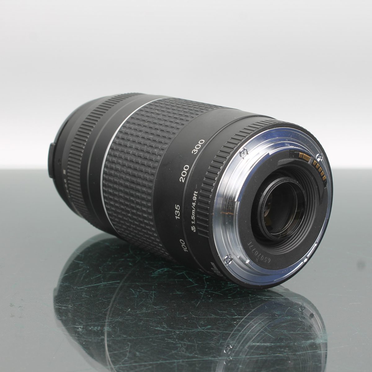 Canon Zoom Lens EF 75-300mm 1:4-5.6 III