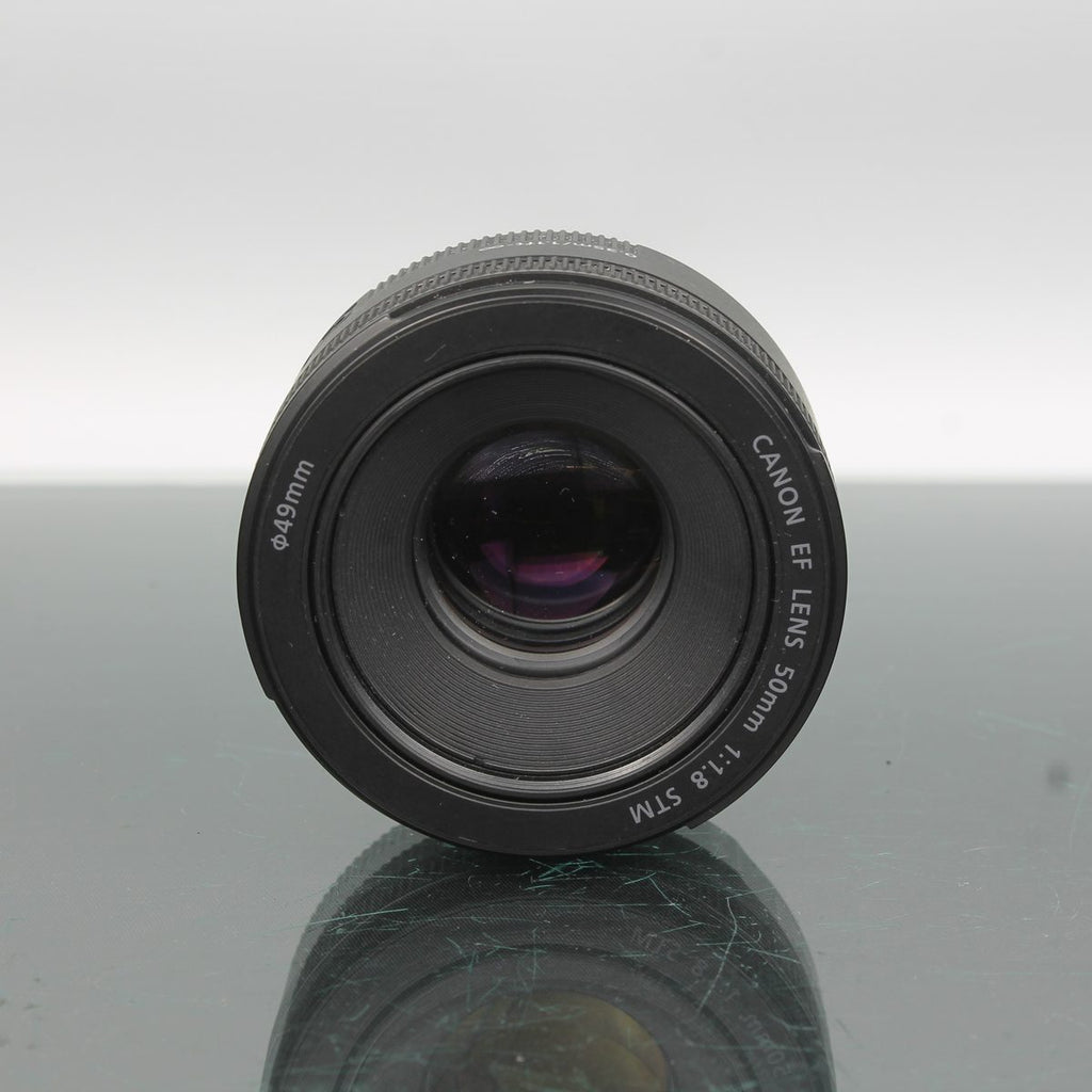 Canon EF 50mm f/1.8 STM
