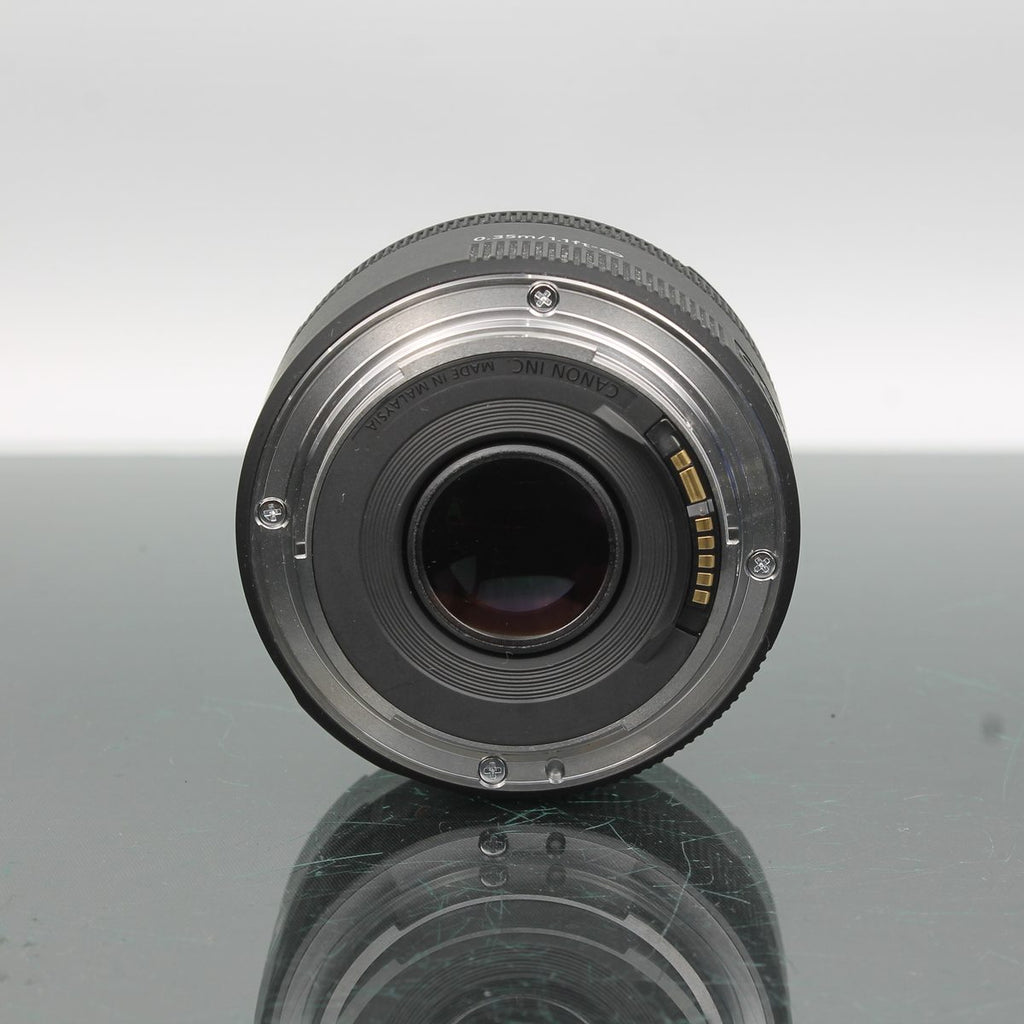 Canon EF 50mm f/1.8 STM