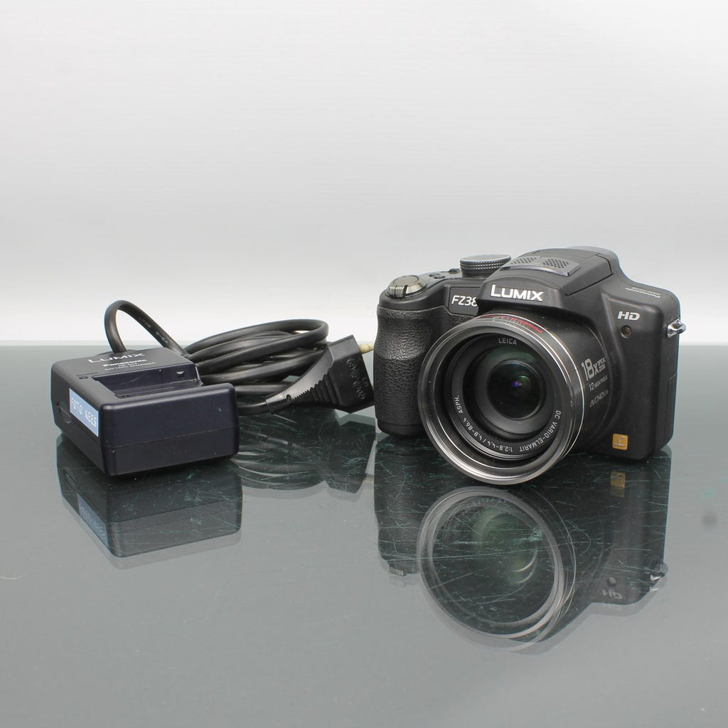 Panasonic Lumix DMC-FZ38