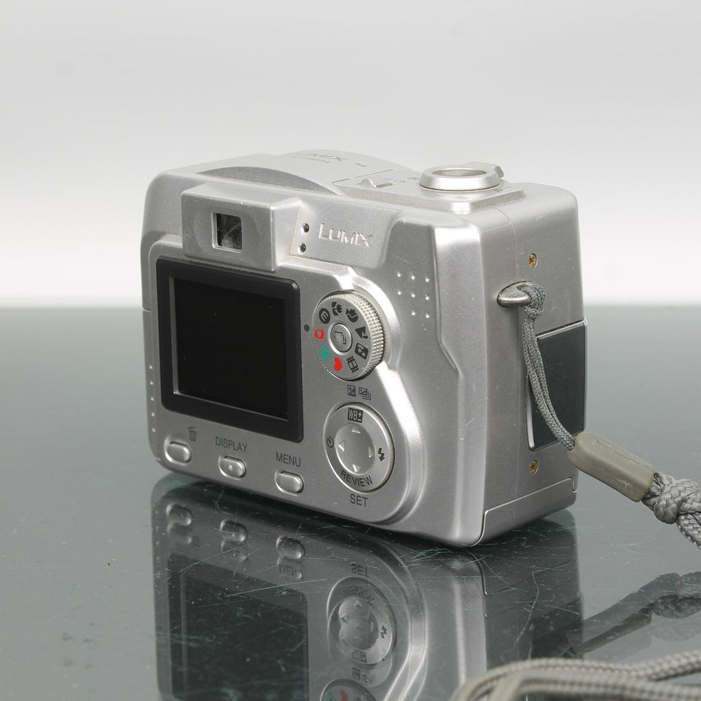 Panasonic Lumix DMC-LC50