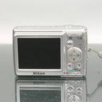 Nikon Coolpix L12