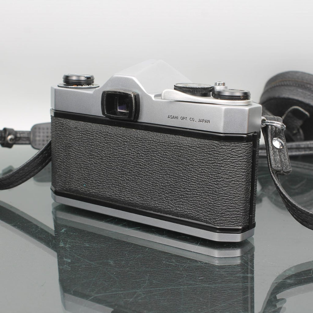 Pentax SP 500 + Super Takumar 55mm f/2