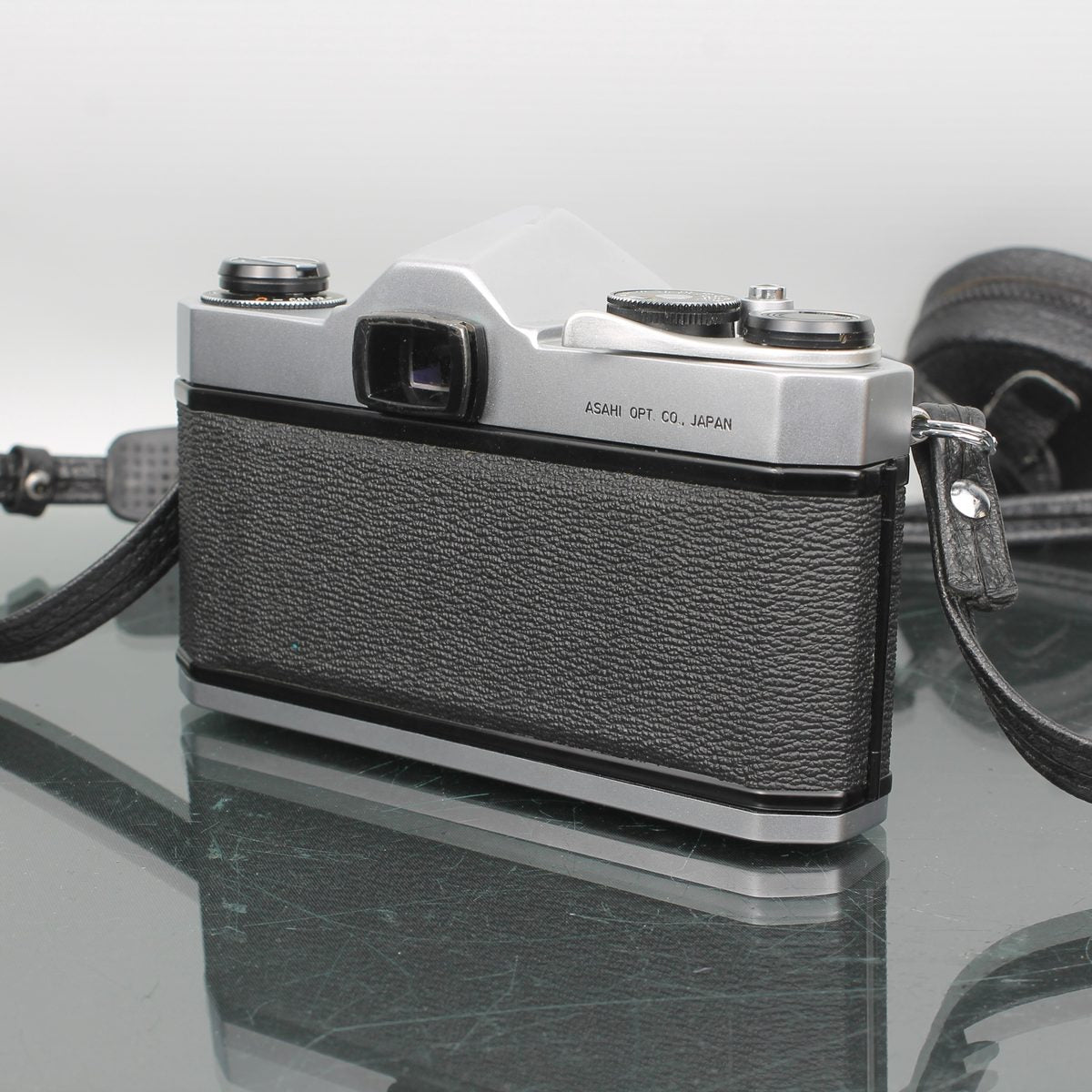 Pentax SP 500 + Super Takumar 55mm f/2