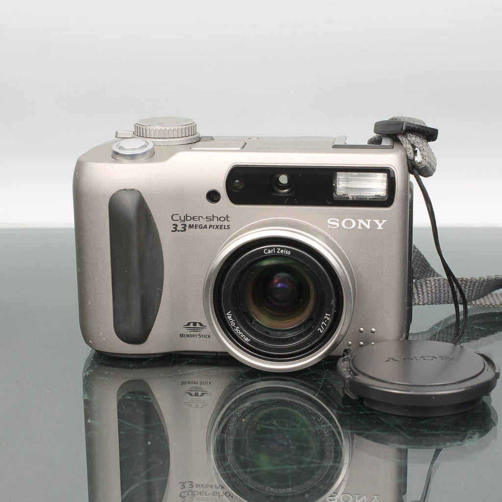 Sony Cyber-shot DSC-S75
