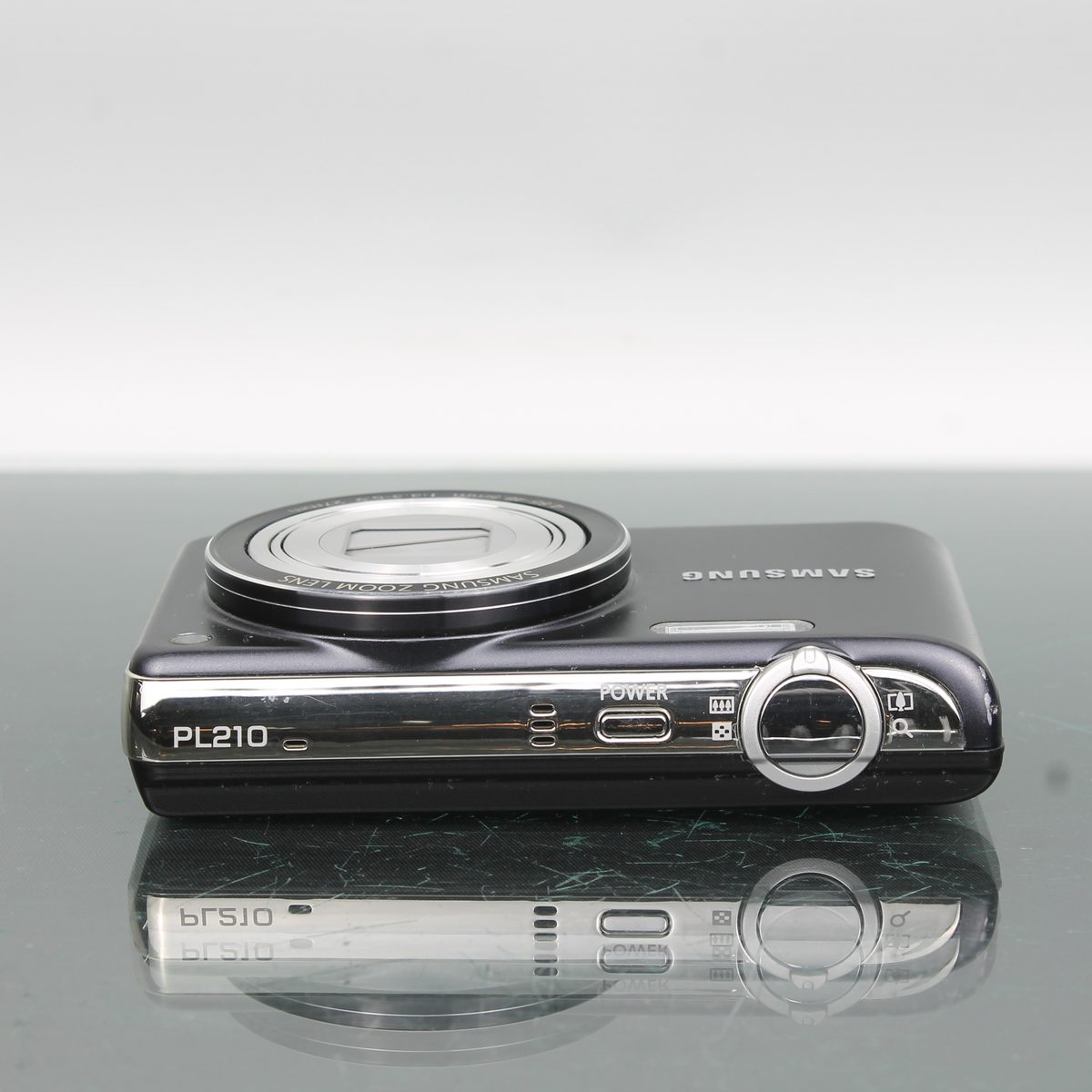 Samsung PL210