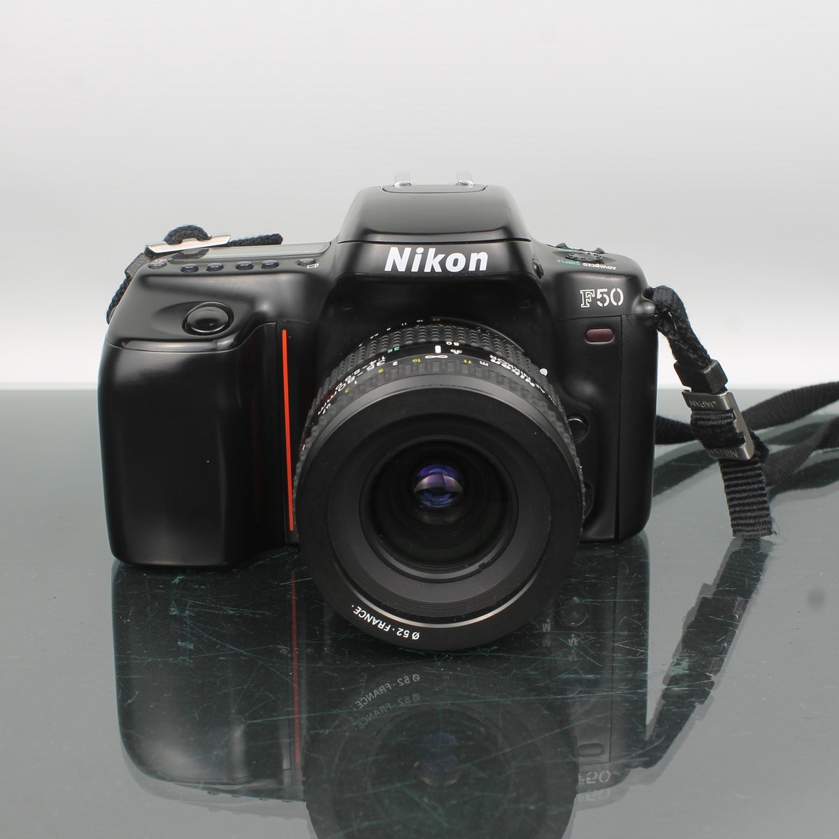 Nikon F50 + Nikon AF 35-80mm 1:4-5.6 D