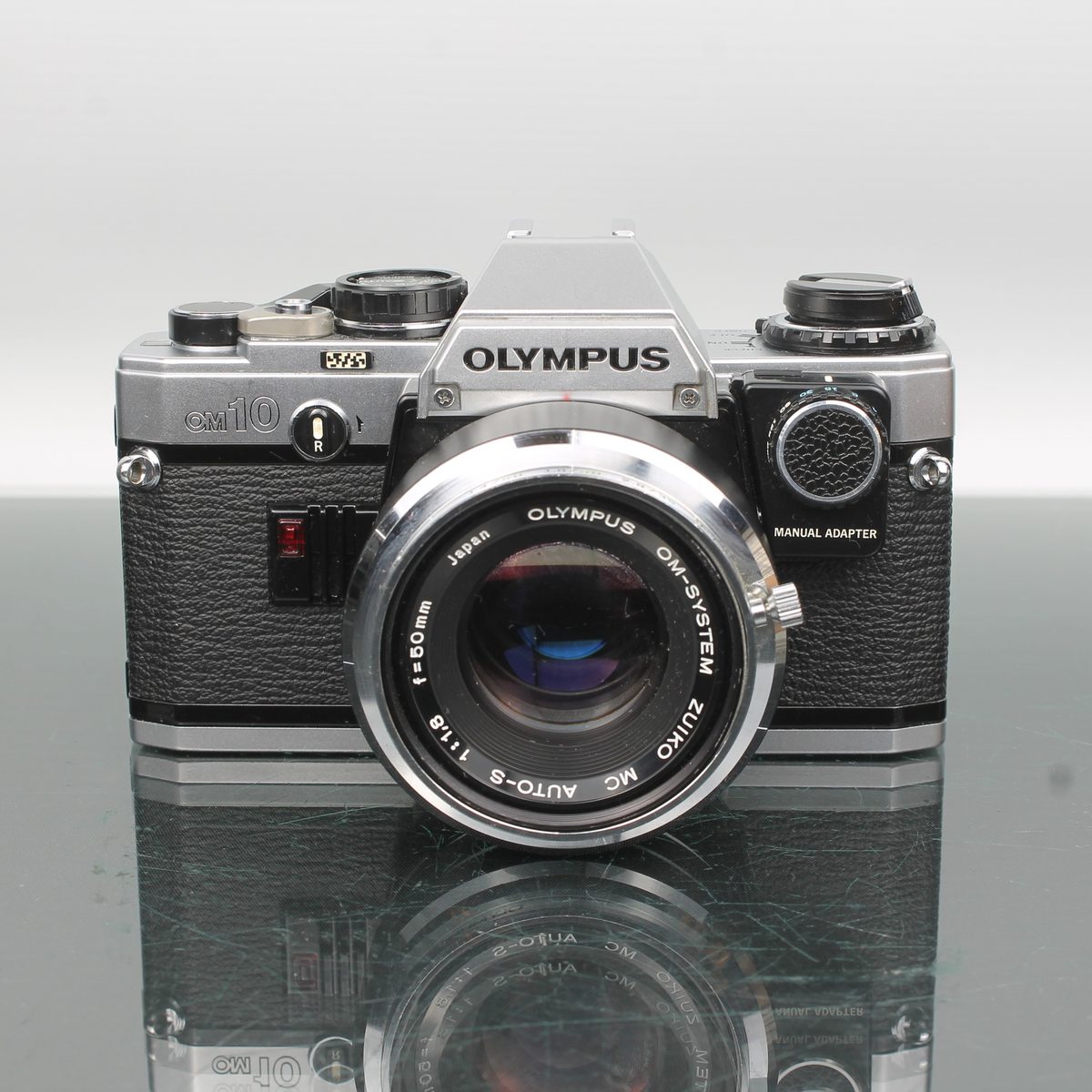 Olympus OM10 + Olympus OM F50mm 1:1.8