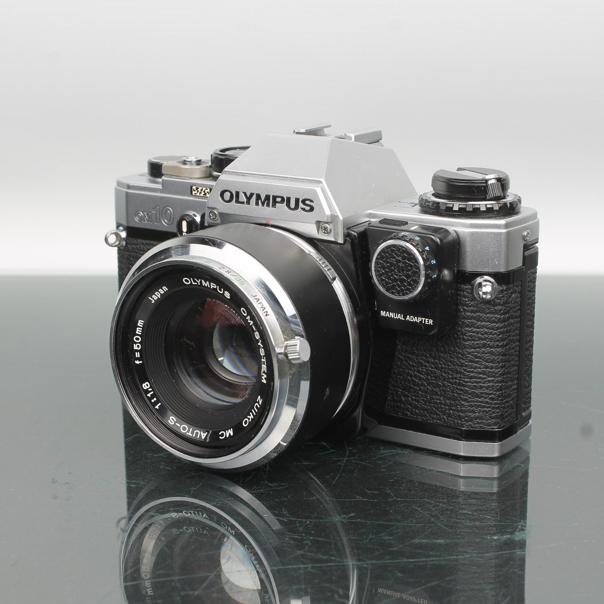 Olympus OM10 + Olympus OM F50mm 1:1.8
