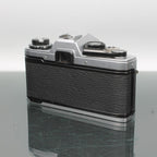 Olympus OM10 + Olympus OM F50mm 1:1.8