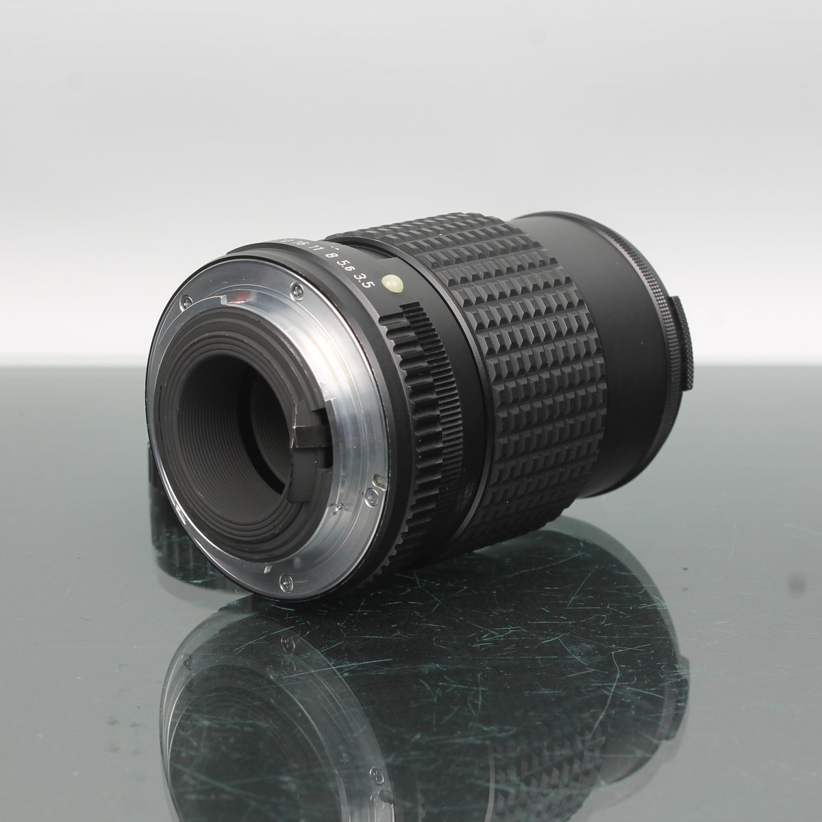 SMC Pentax-M 135mm f/3.5