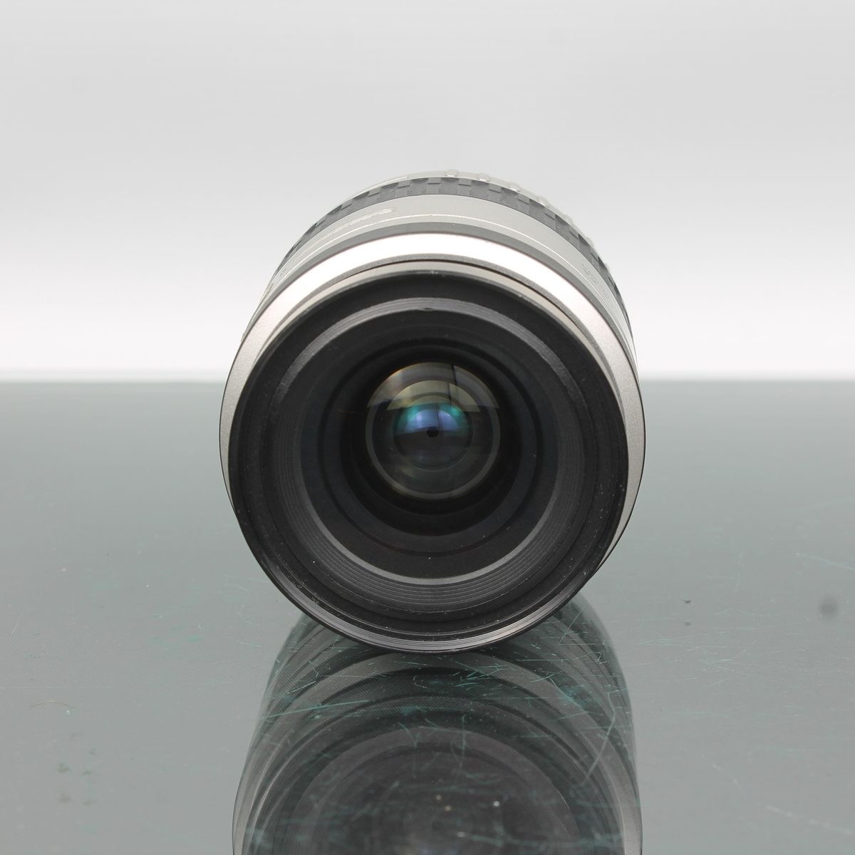 SMC Pentax-FA 28-80mm f/3.5-5.6