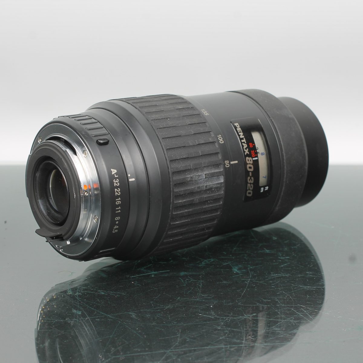 SMC Pentax-M Zoom 80-200mm f/4.5