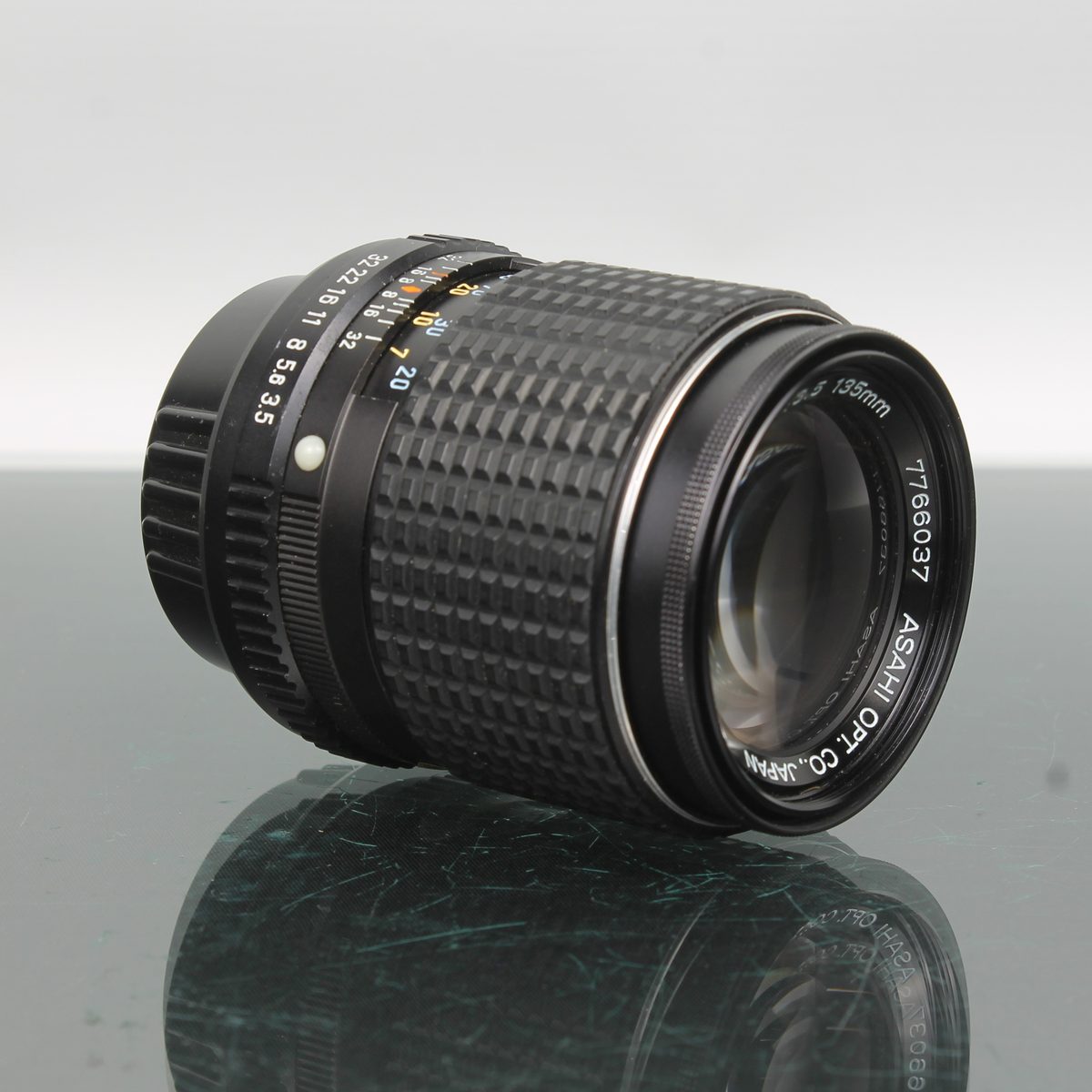 SMC Pentax-M 135mm f/3.5