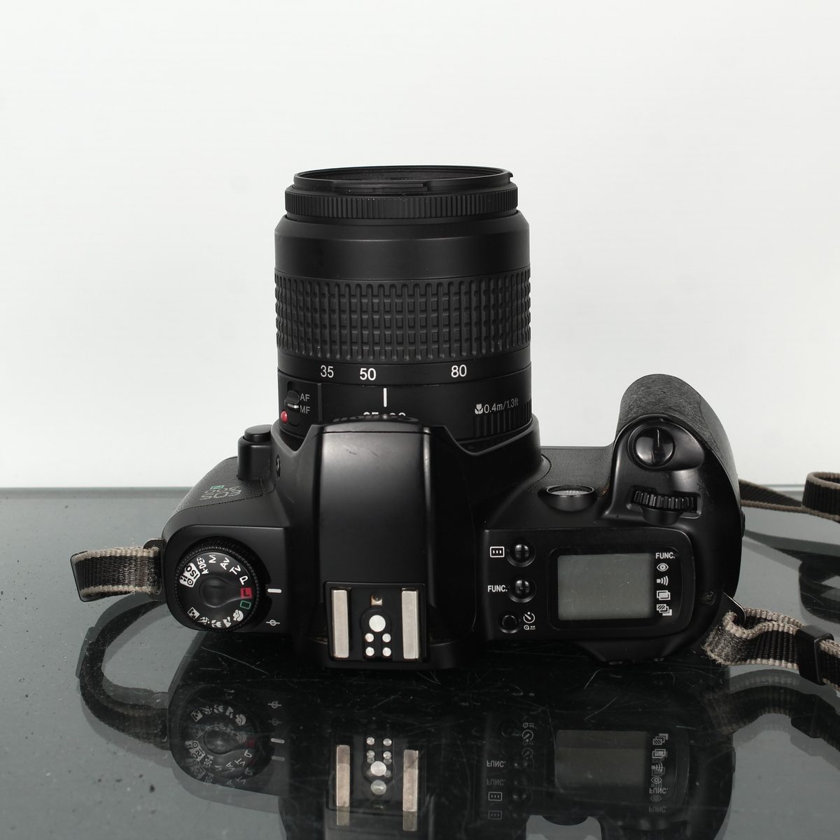 Canon EOS 500N + Canon EF 35-80mm 1:4-5.6 III