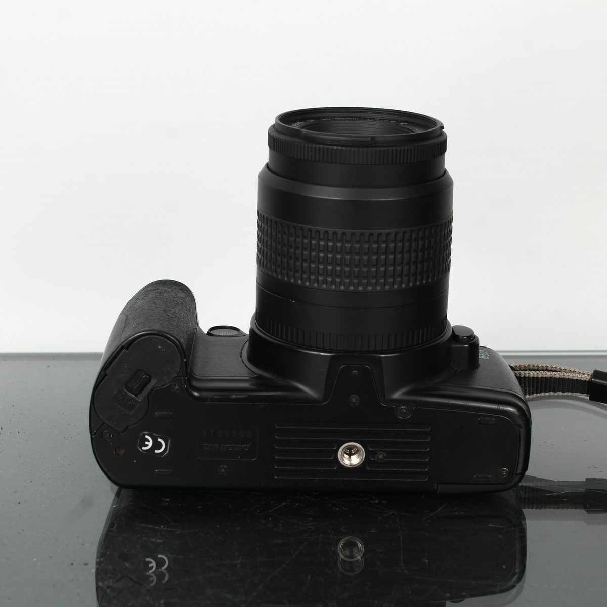 Canon EOS 500N + Canon EF 35-80mm 1:4-5.6 III
