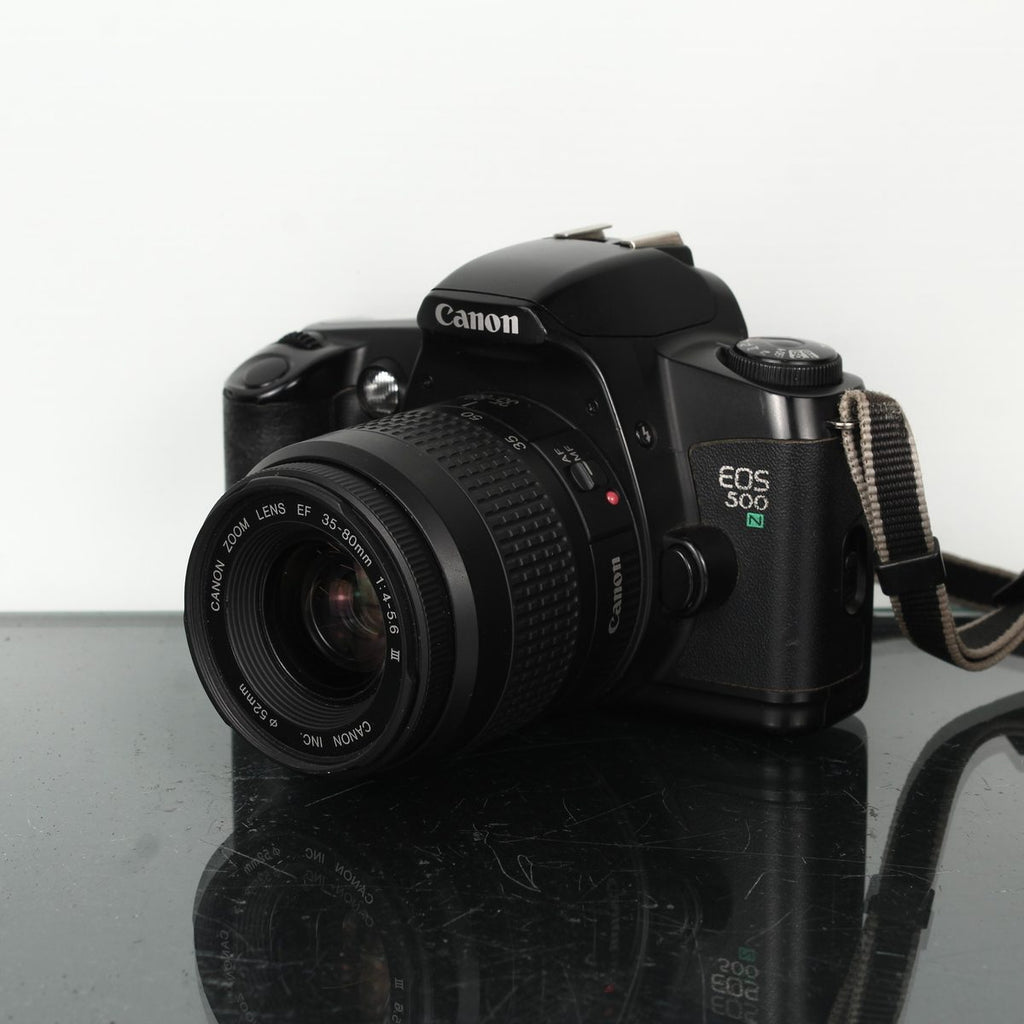 Canon EOS 500N + Canon EF 35-80mm 1:4-5.6 III