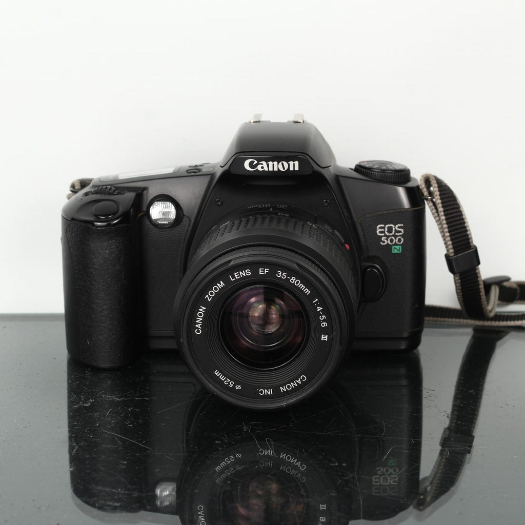 Canon EOS 500N + Canon EF 35-80mm 1:4-5.6 III