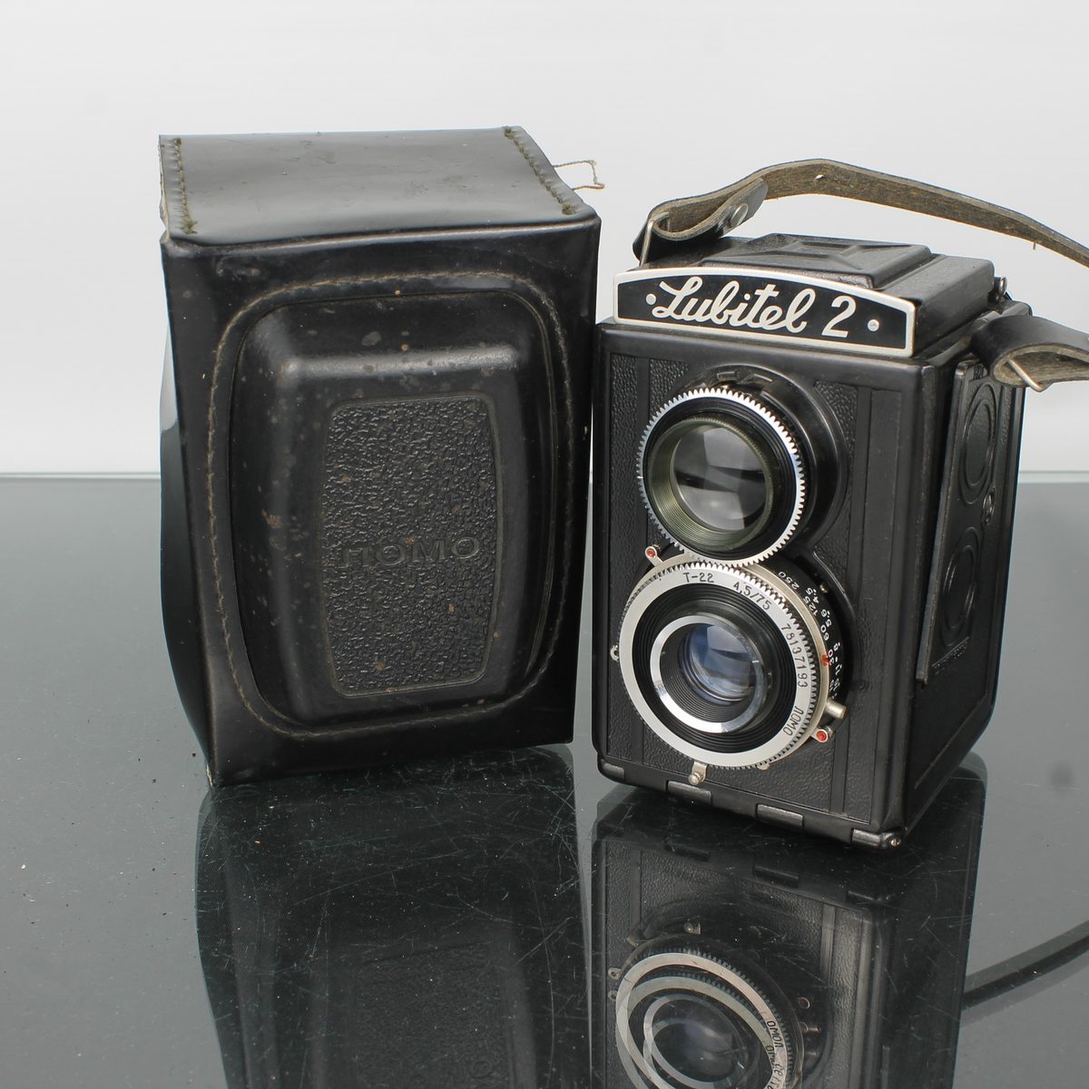 Lubitel 2 T-22 4.5/75