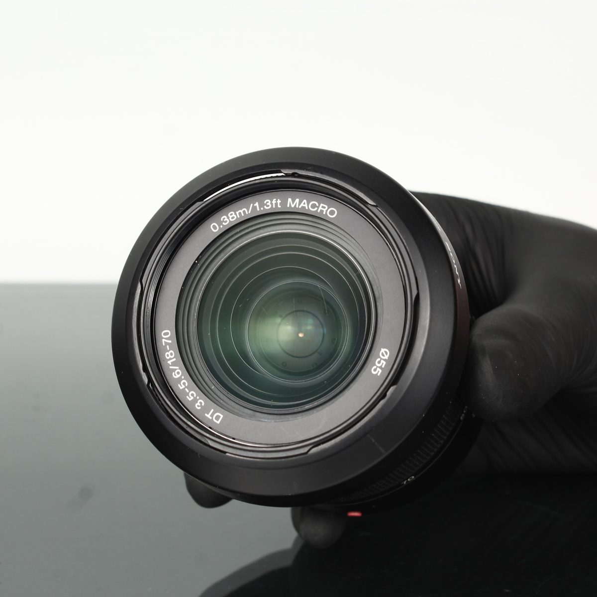 Sony DT 18-70mm f/3.5-5.6