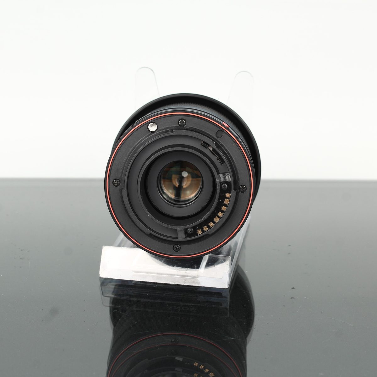 Sony DT 18-70mm f/3.5-5.6