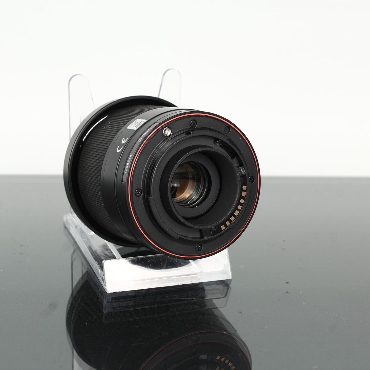 Sony DT 18-70mm f/3.5-5.6