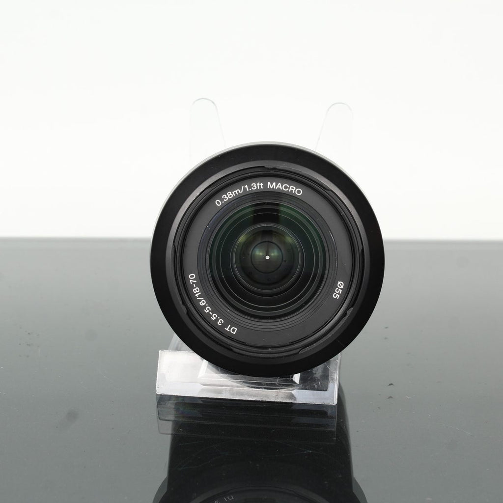 Sony DT 18-70mm f/3.5-5.6