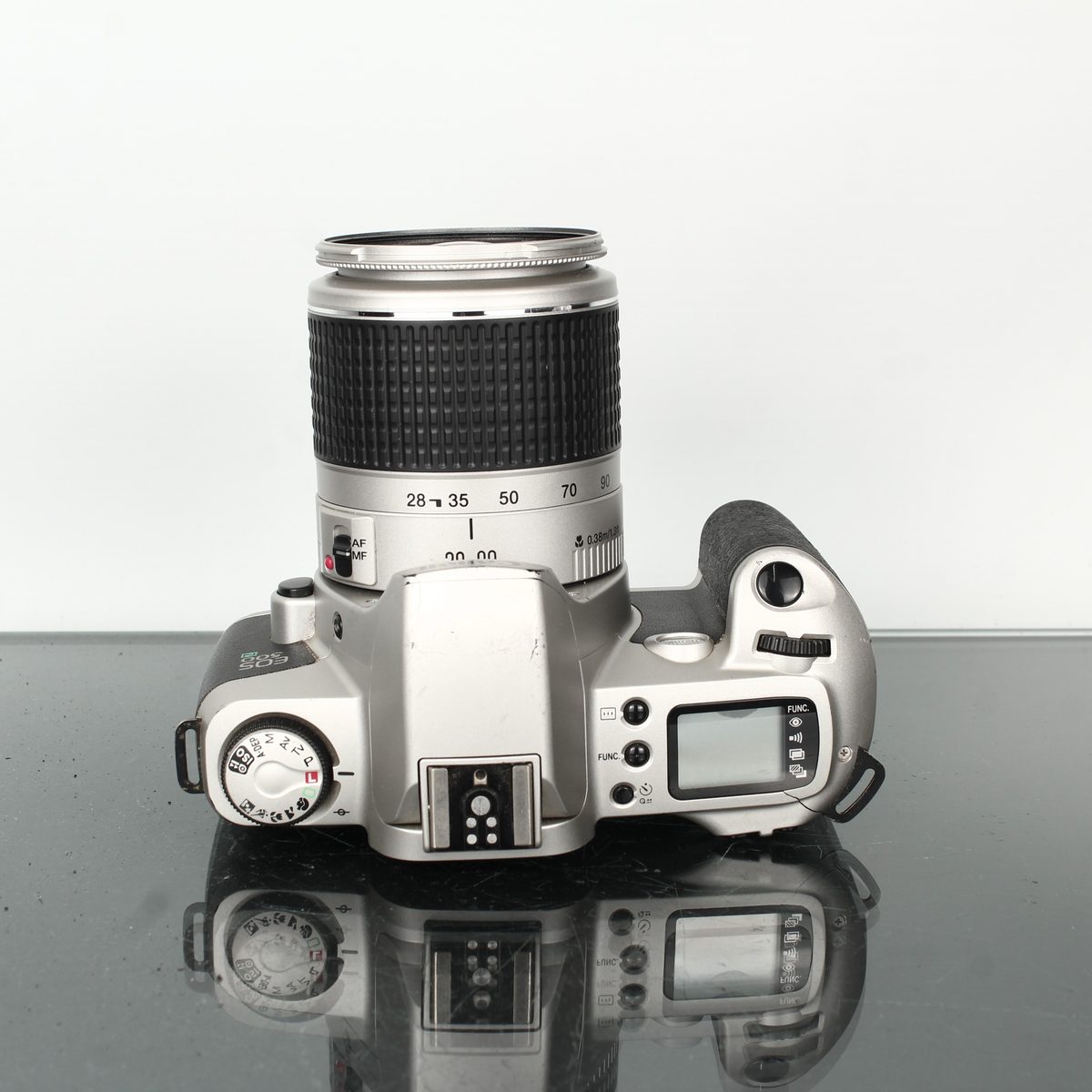 Canon EOS 500N + Canon EF 28-90mm 1:4-5.6