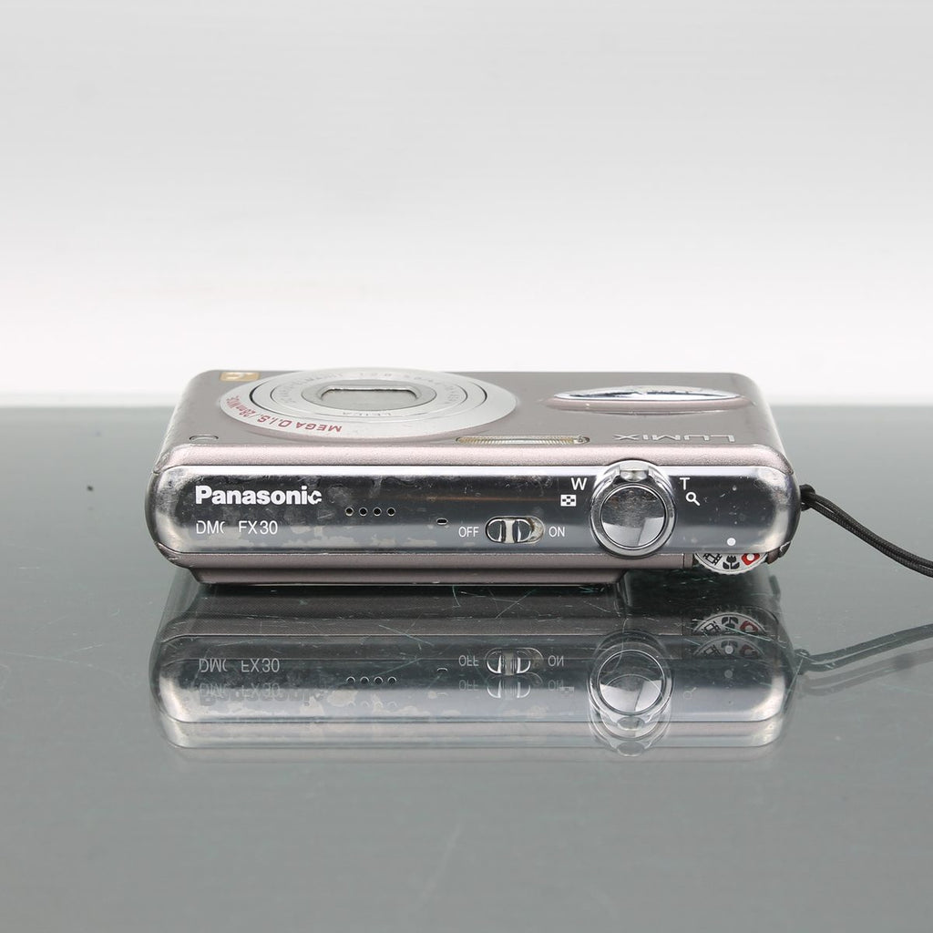 Panasonic Lumix DMC-FX30