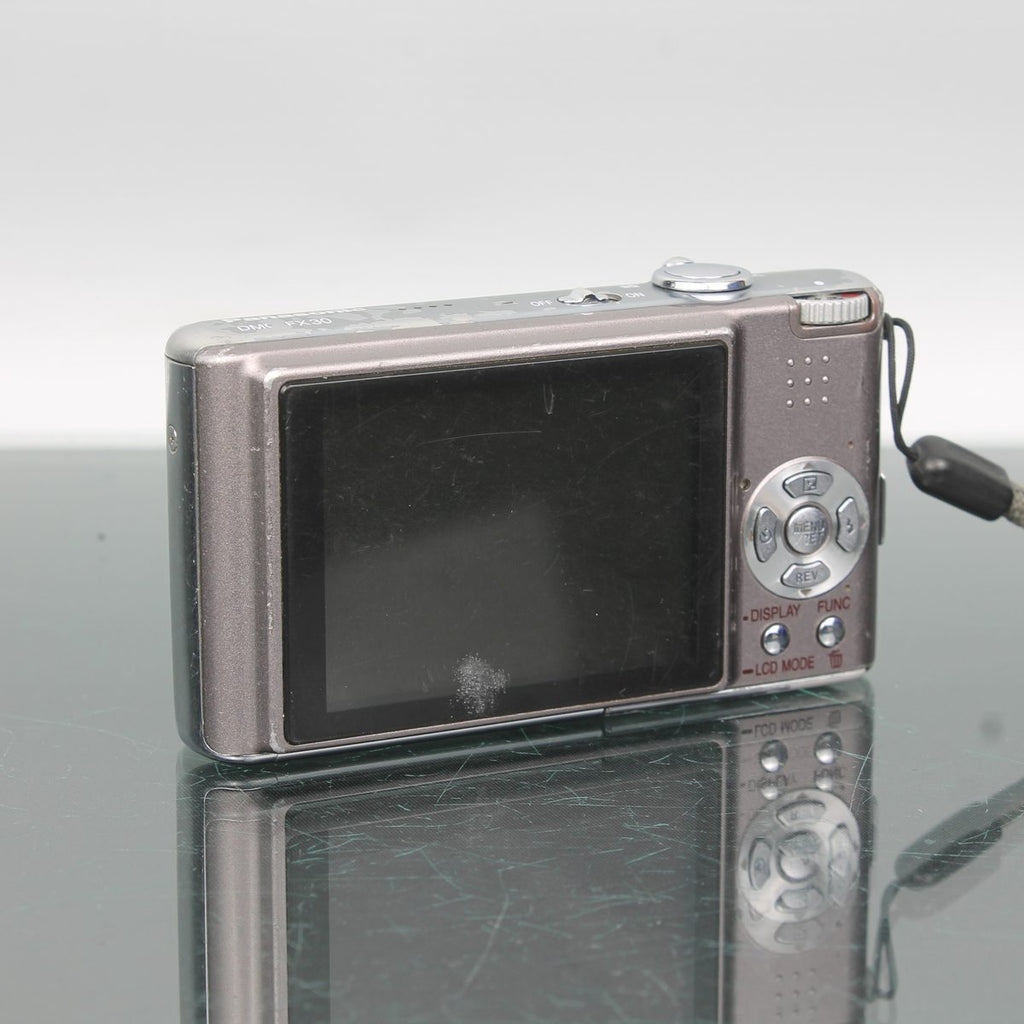 Panasonic Lumix DMC-FX30