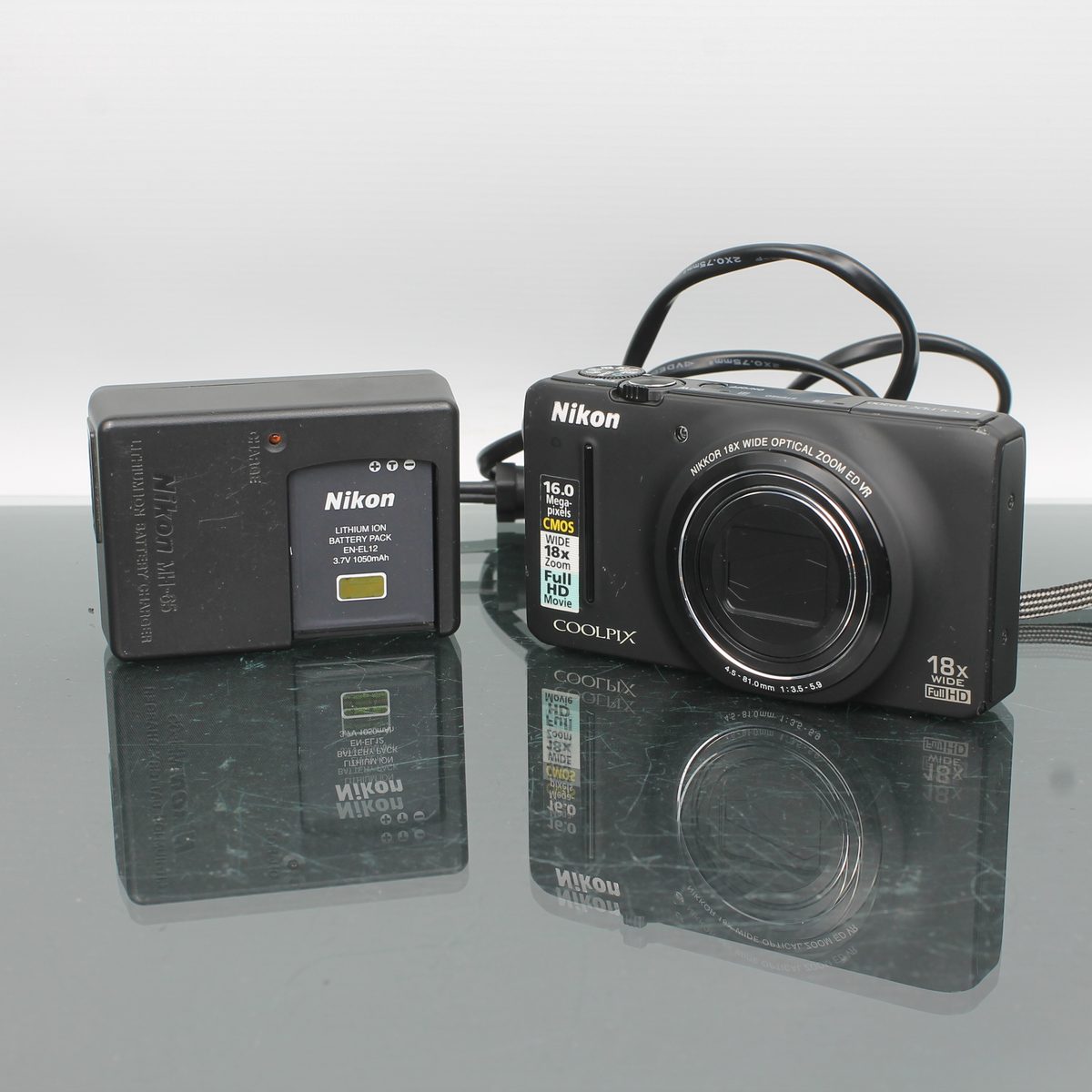 Nikon Coolpix S9200