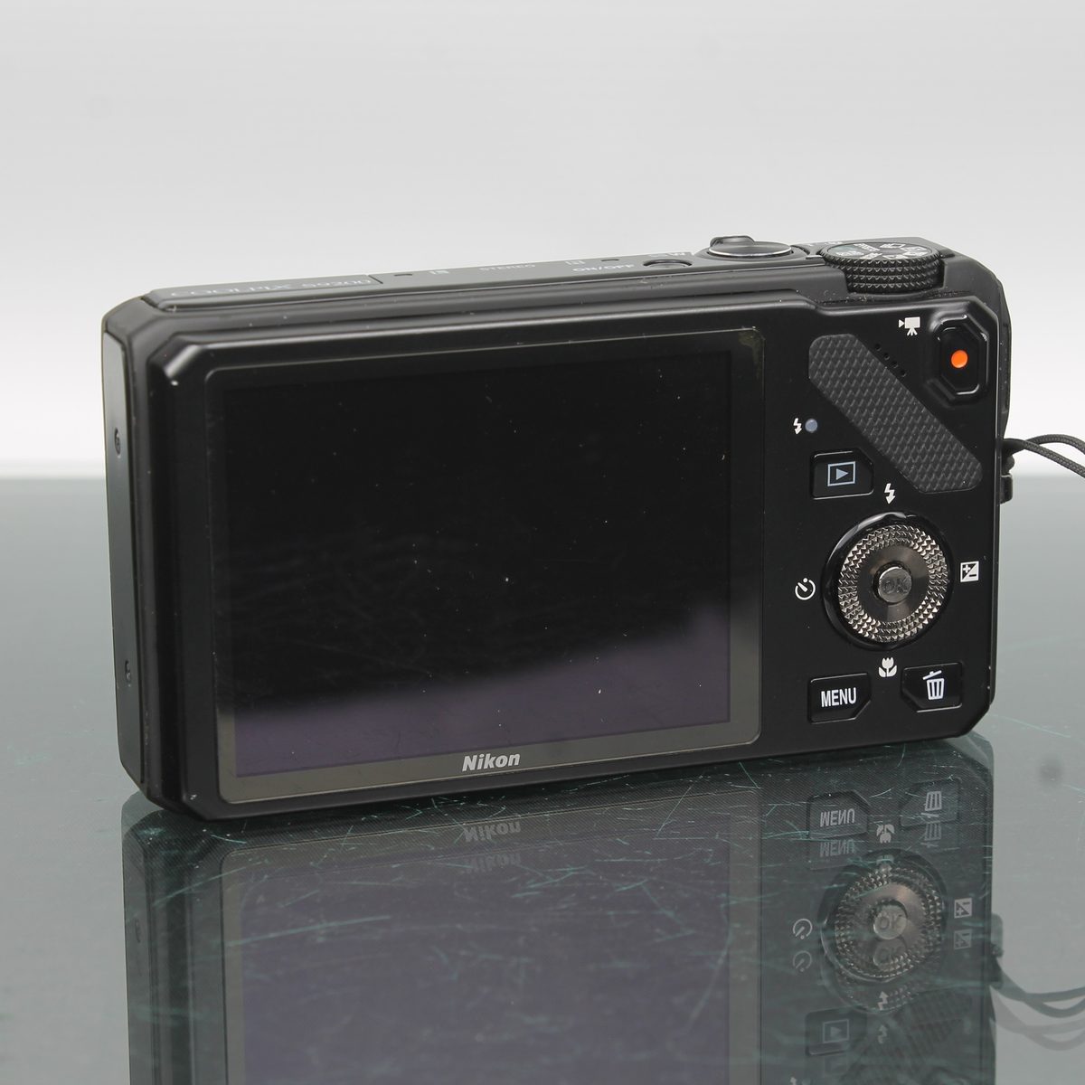 Nikon Coolpix S9200