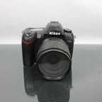 Nikon D70s + AF-S Nikkor 18-70mm f/3.5-4.5G ED
