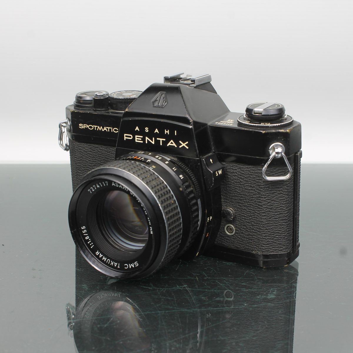 Asahi Pentax SP II + SMC Takumar 55mm f/1.8