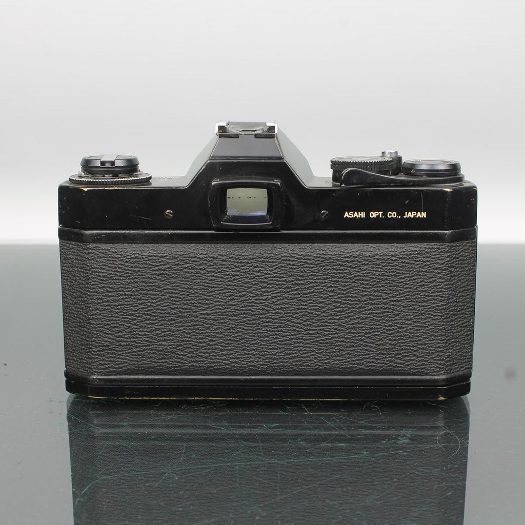 Asahi Pentax SP II + SMC Takumar 55mm f/1.8