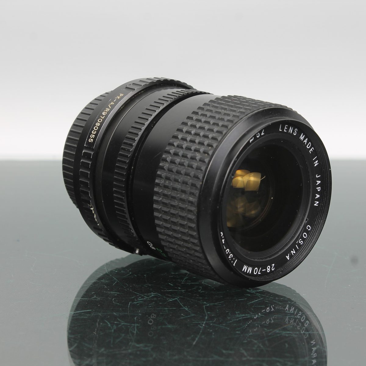 Cosina 28-70mm f/3.5-4.8