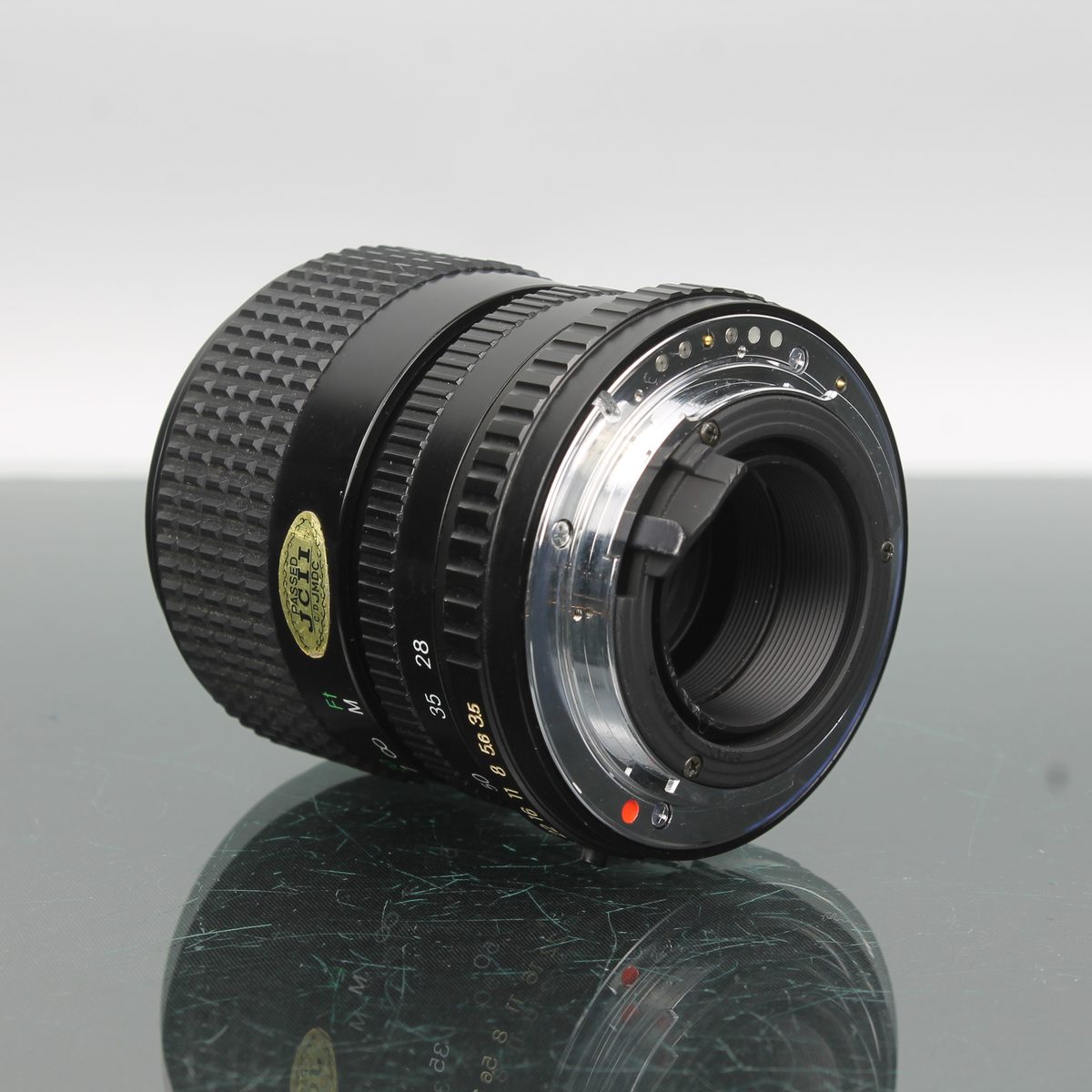 Cosina 28-70mm f/3.5-4.8