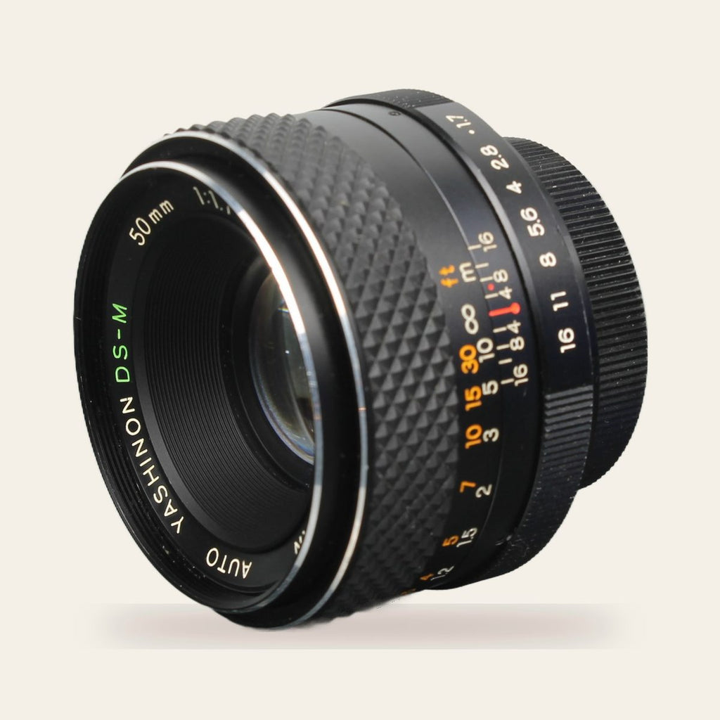 Yashica Auto Yashinon DS-M 50mm f/1.7
