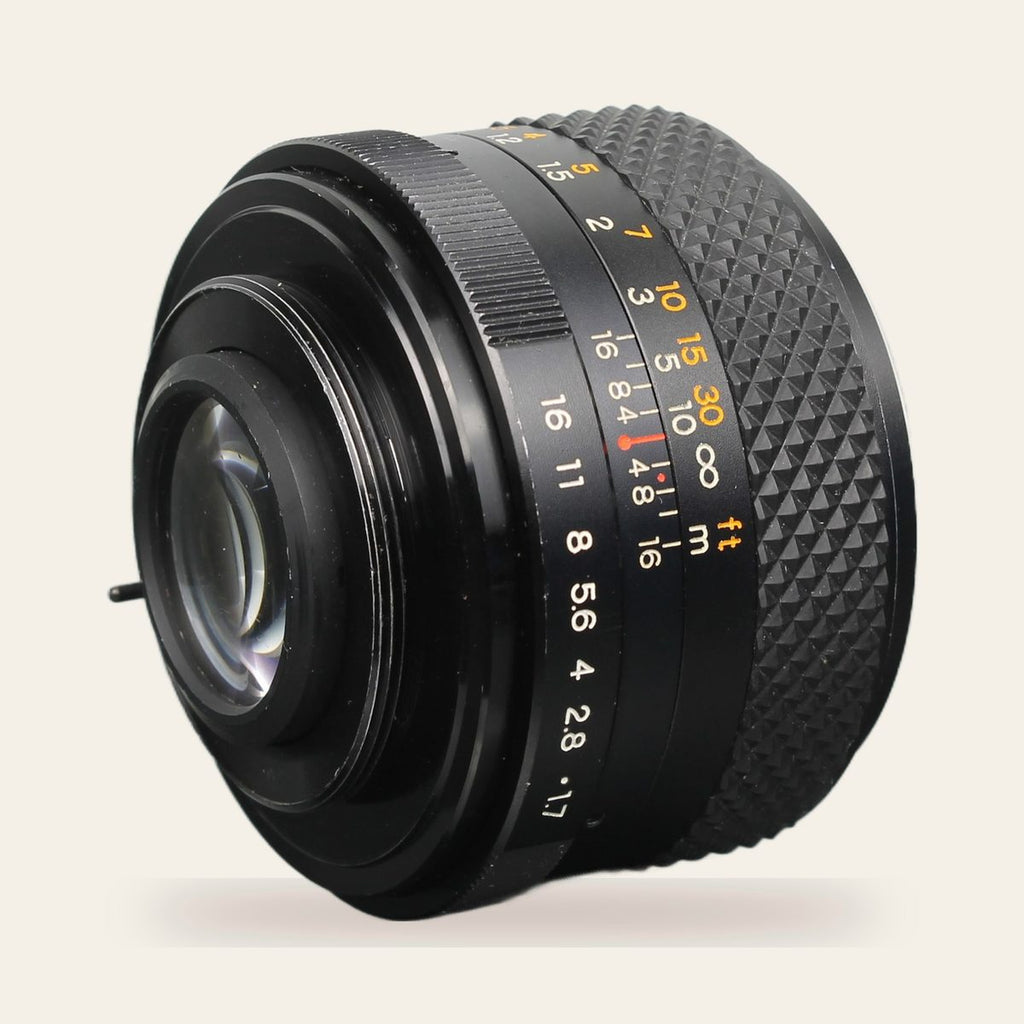 Yashica Auto Yashinon DS-M 50mm f/1.7