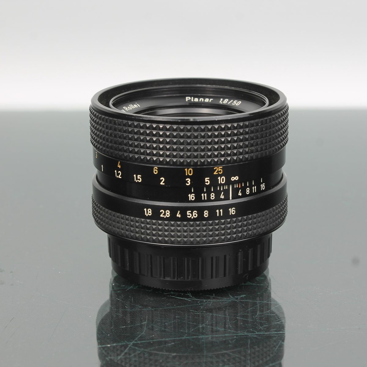 Rollei-HFT Planar 50mm f/1.8