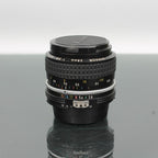 Nikon Nikkor F 28mm f/2.8