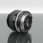 Nikon Nikkor F 28mm f/2.8