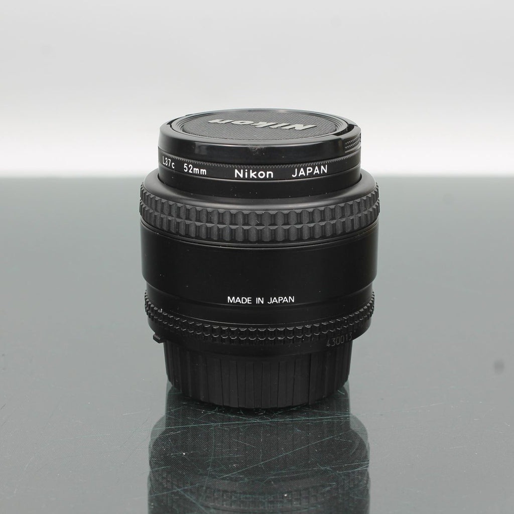 Nikon Nikkor F AF 24mm f/2.8