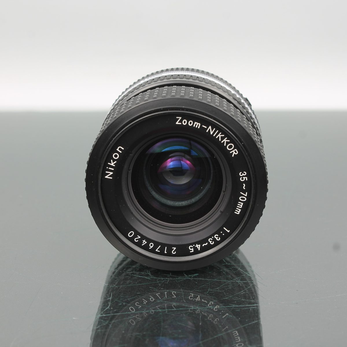 Nikon Zoom Nikkor 35-70mm f/3.3-4.5