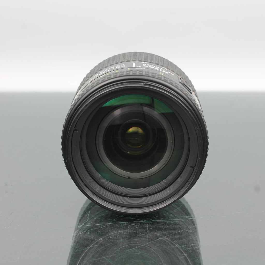 Nikon Zoom Nikkor F AF 28-105mm f/3.5-4.5