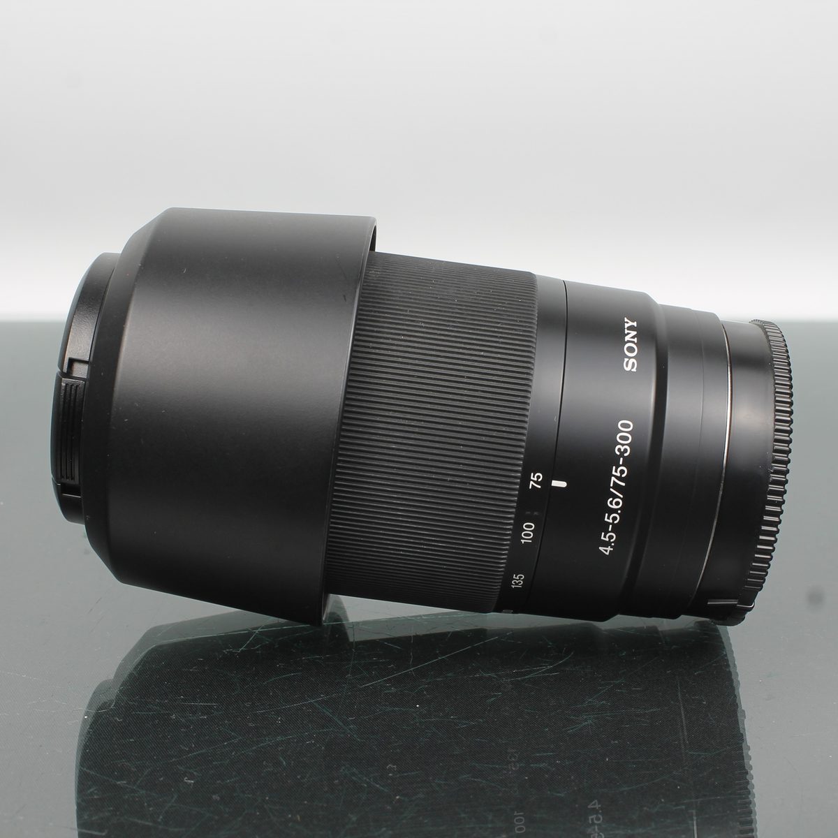 Sony 75-300mm f/4.5-5.6
