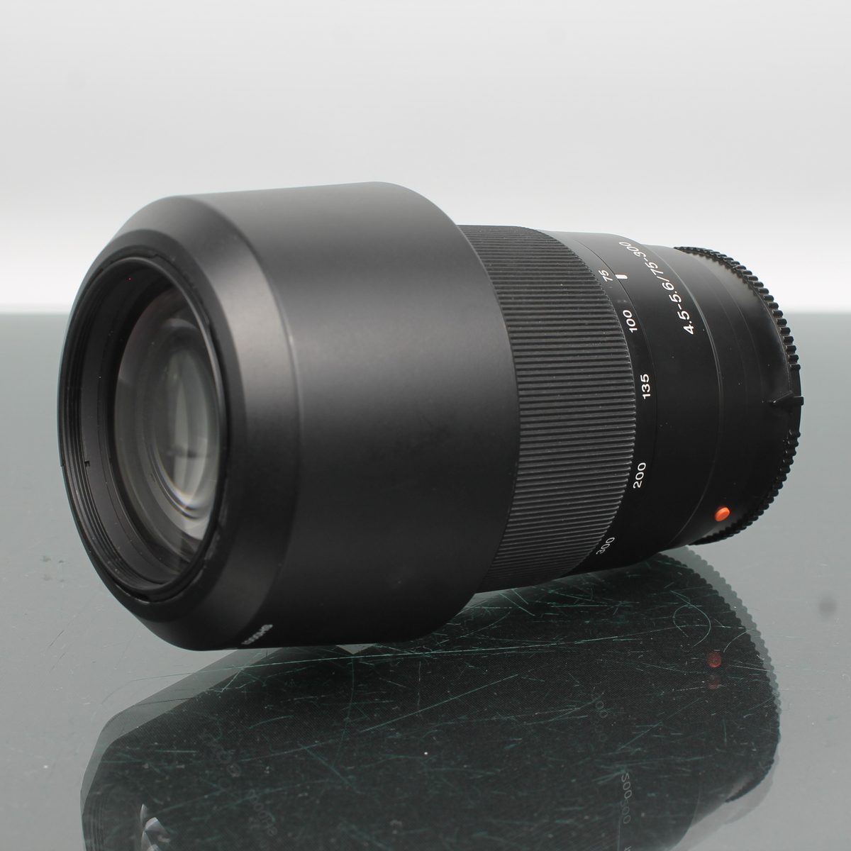 Sony 75-300mm f/4.5-5.6