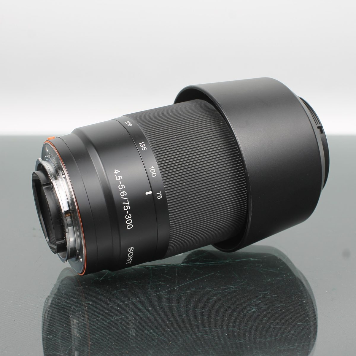 Sony 75-300mm f/4.5-5.6