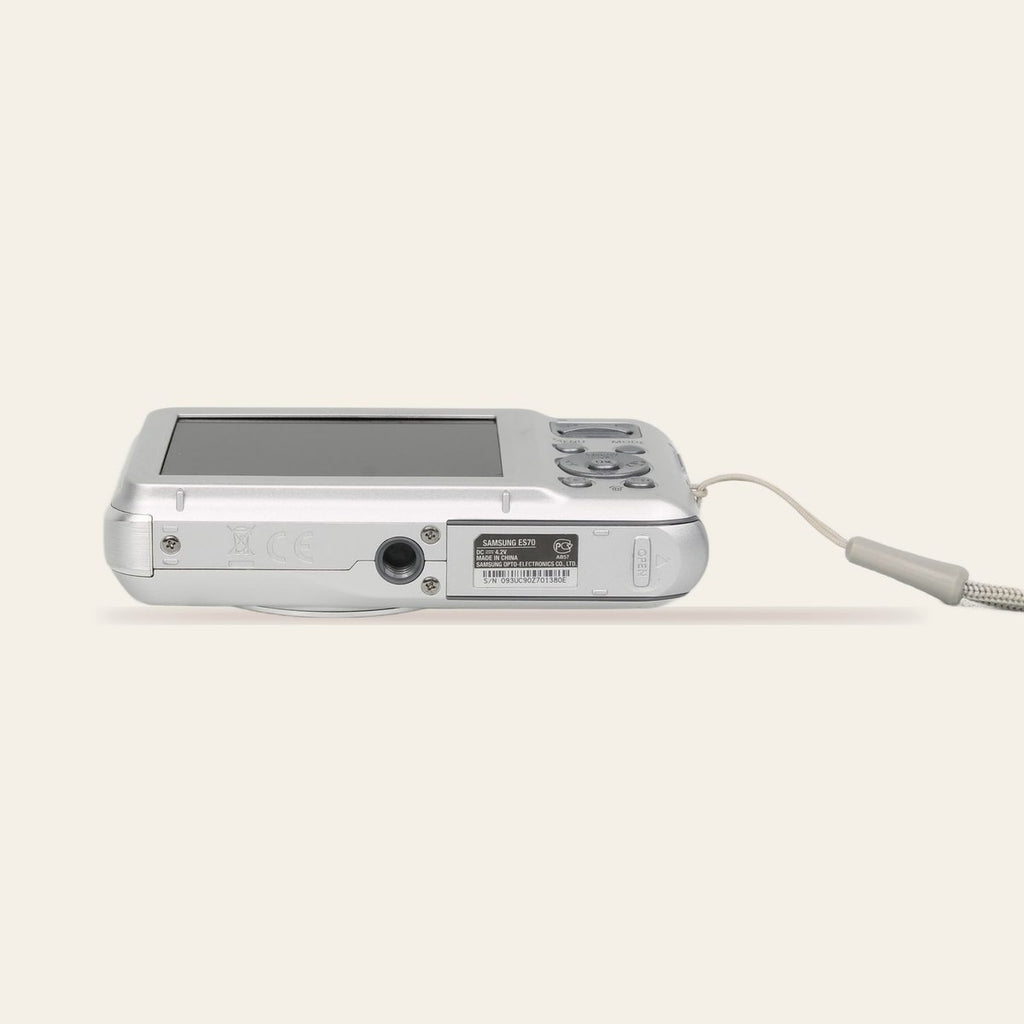 Samsung ES70